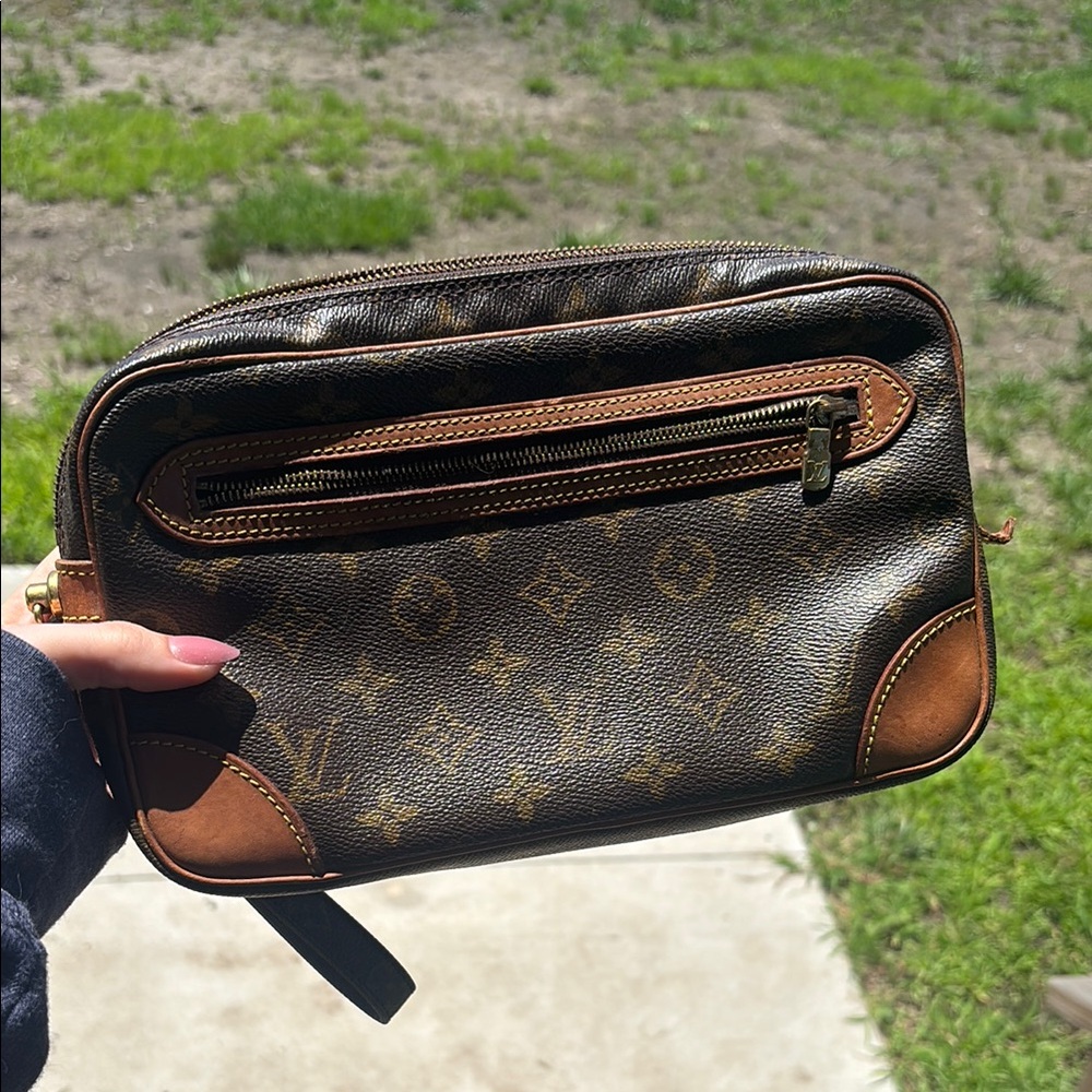 Louis Vuitton Marly Dragonne monogram clutch